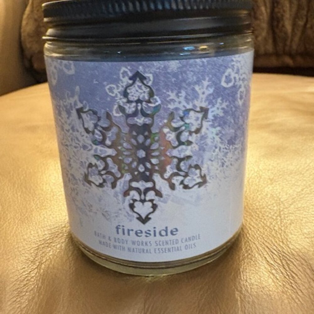 Bath & Body Works Candle 7oz NEW
